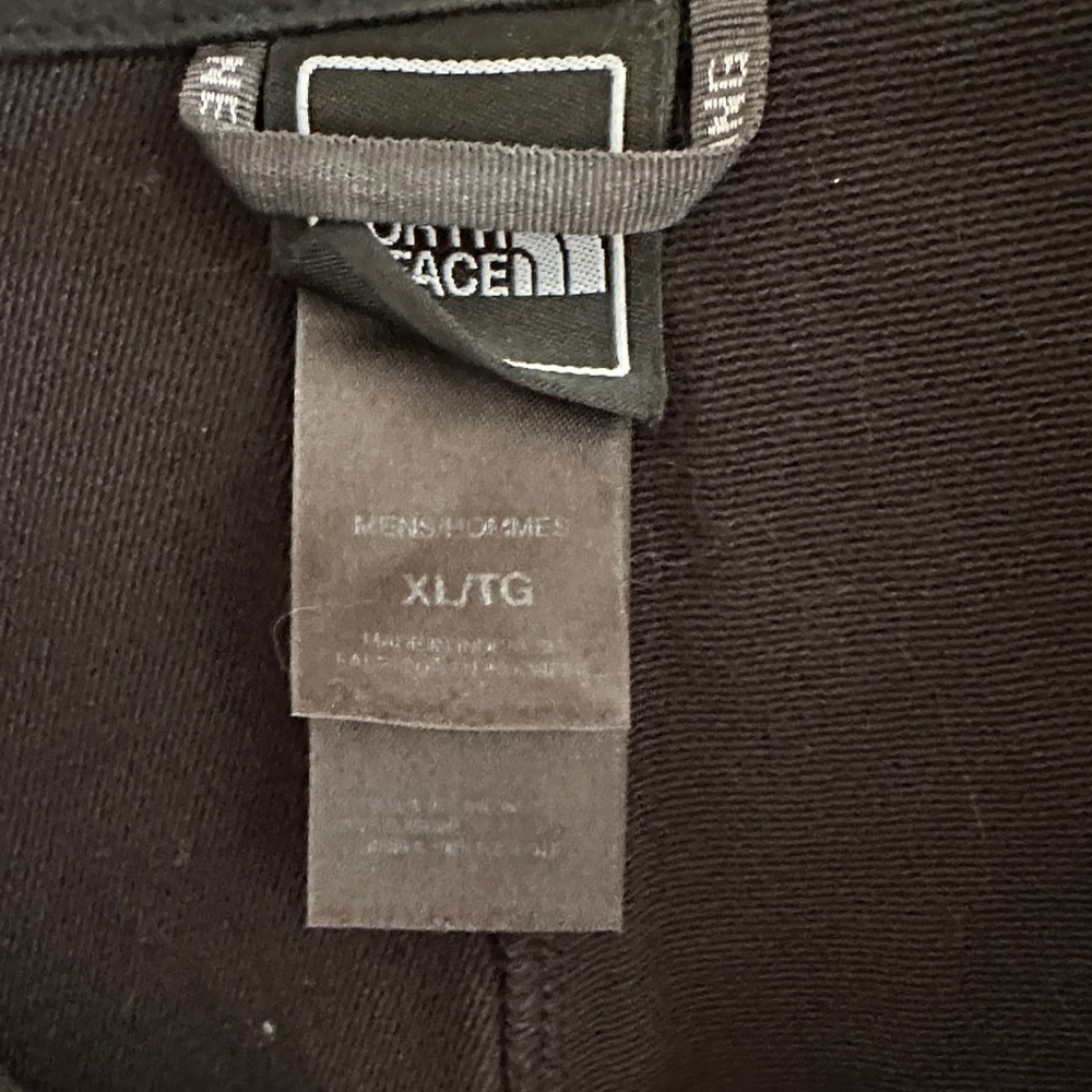 The North Face Men's Black Performance Softshell Jacket - Picture 2 of 5